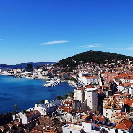 Modern Apt With Terrace 4 Min Walk To The Beach Split Buitenkant foto